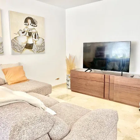 Del Mar Iii Seafront By Eaw Homes マルベーリャ