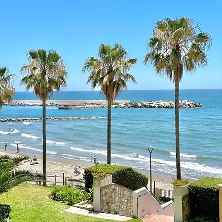 Del Mar Iii Seafront By Eaw Homes Apartman